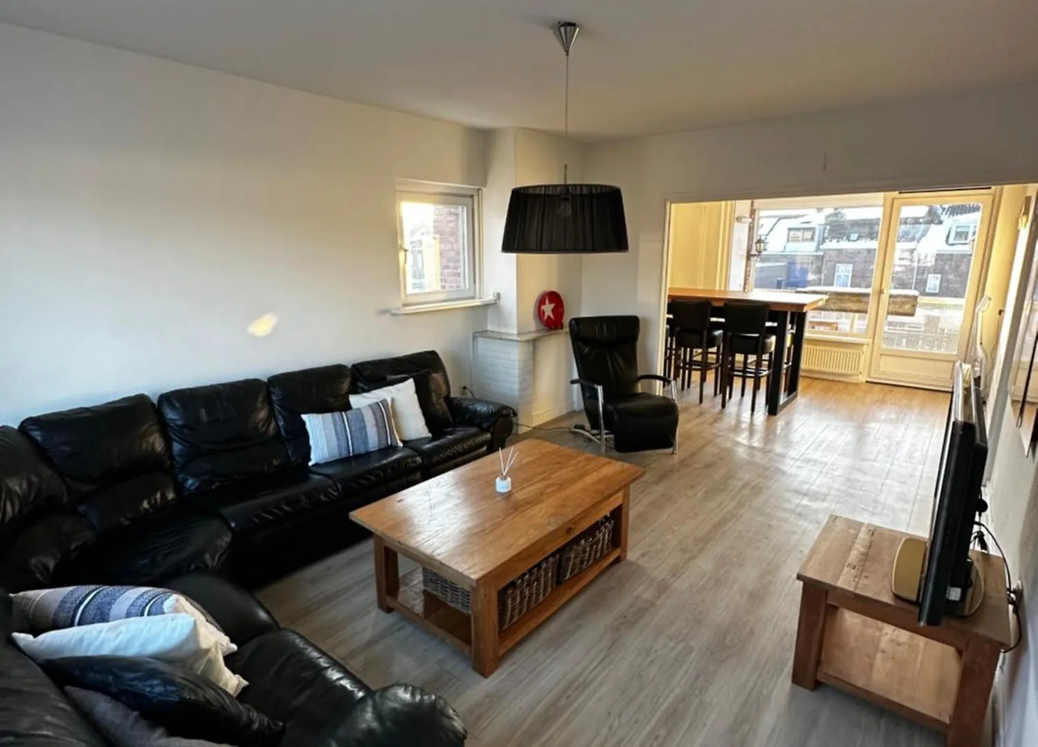 Lovely 2-Bedroom Apartment With Balcony Maastricht 0*,  Niederlande